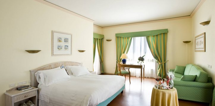 rooms-suites_021-2